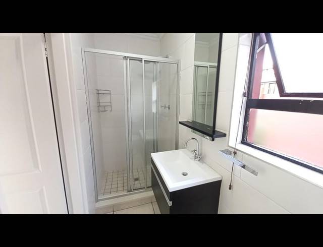 2 BEDROOM PROPERTY TO RENT IN GREENSTONE HILL